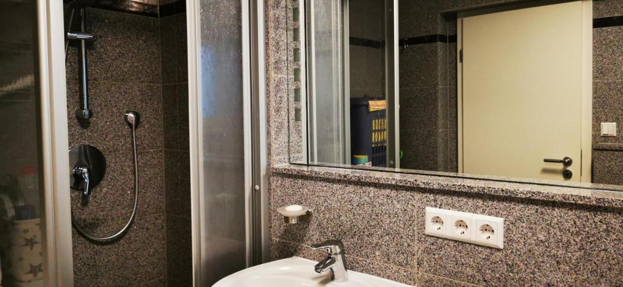 Tolle, Gemutliche, Voll Moblierte 3 Zimmer Wohnung. Baden-Baden Kültér fotó