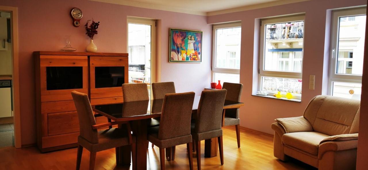 Tolle, Gemutliche, Voll Moblierte 3 Zimmer Wohnung. Baden-Baden Kültér fotó